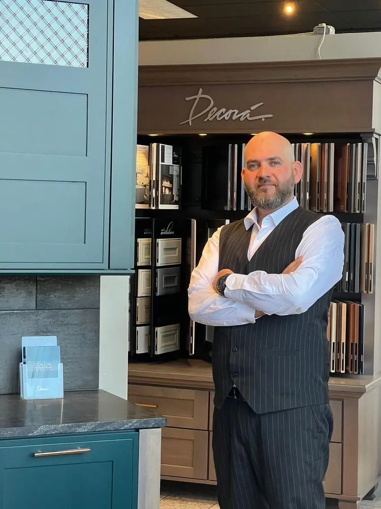 Slide of AMG Proline