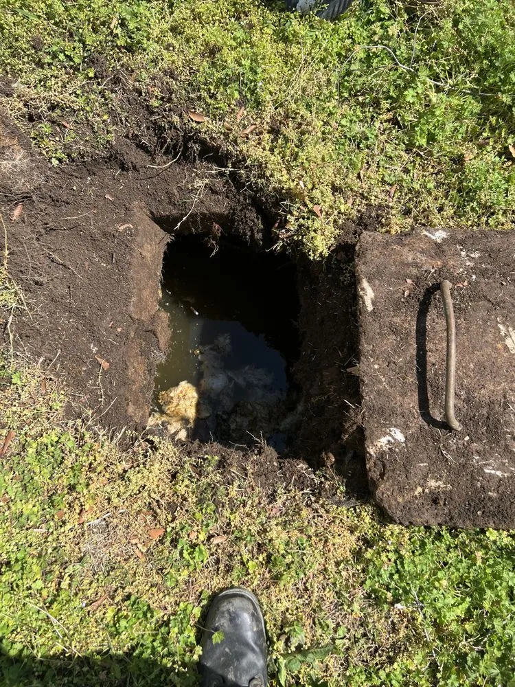 Slide of Amp Services