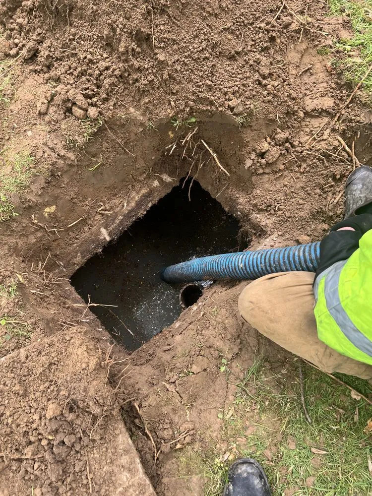 Slide of Amp Services