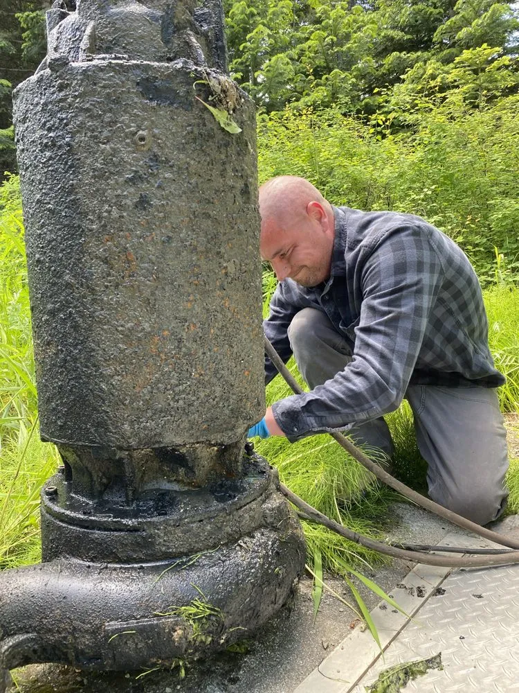 Slide of Amped Pump & Controls