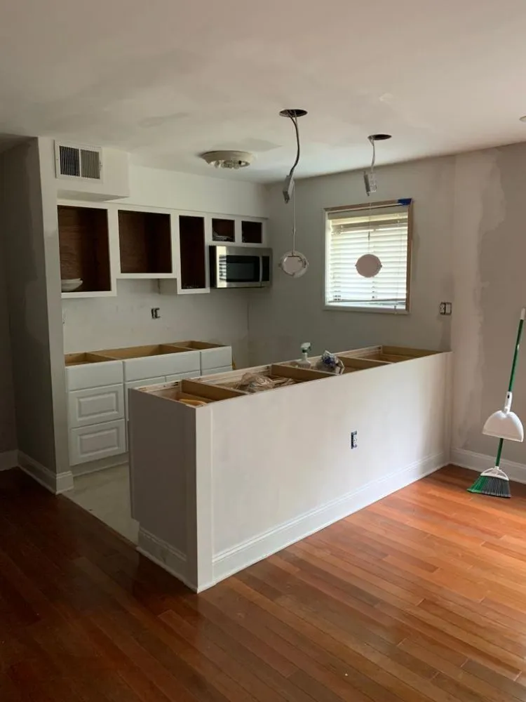 Slide of Amv Contractors