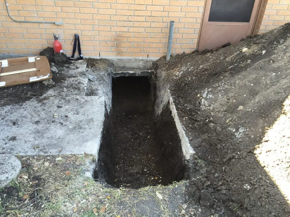 Slide of Amy's Repair And Replace