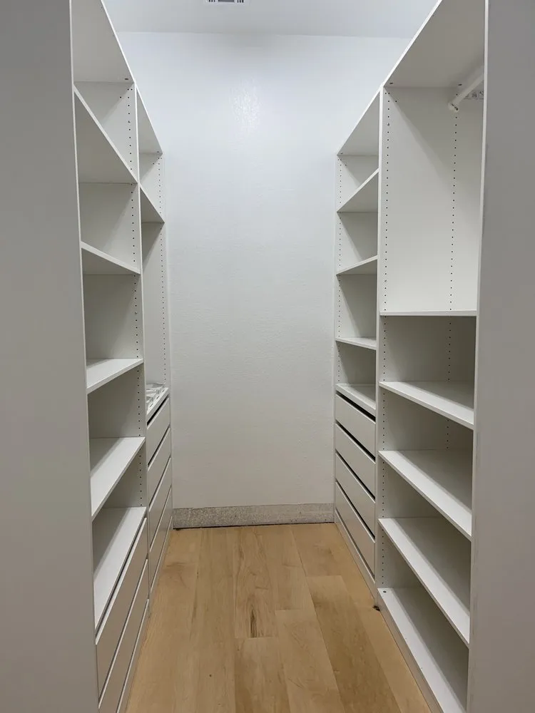 Slide of Andres HandyCare