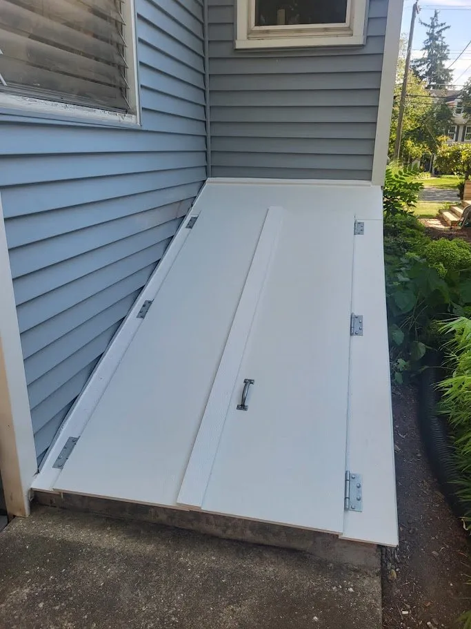 Slide of Andy's Handyman Service