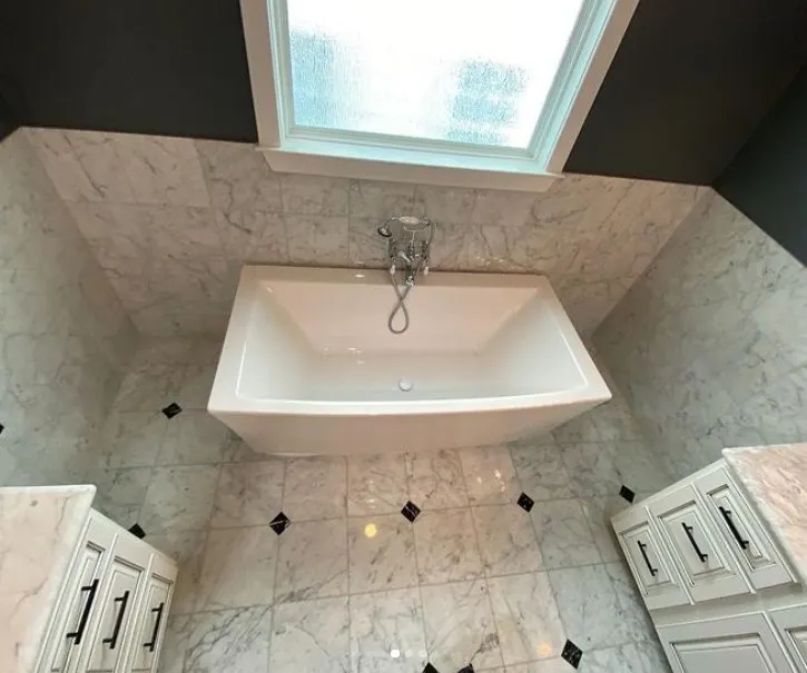 Slide of Angel's Plumbing & Construction