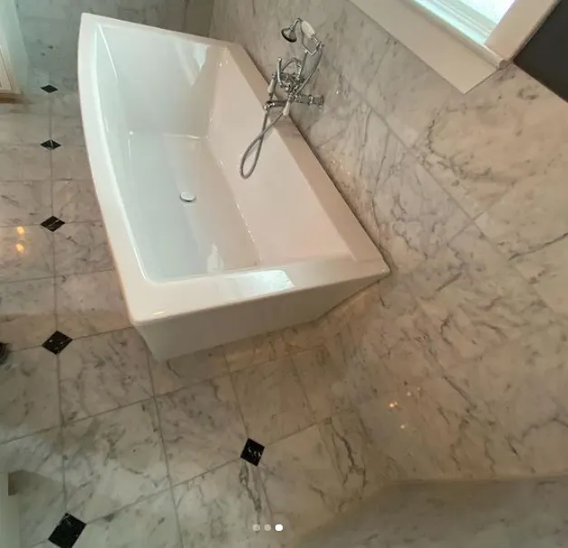 Slide of Angel's Plumbing & Construction