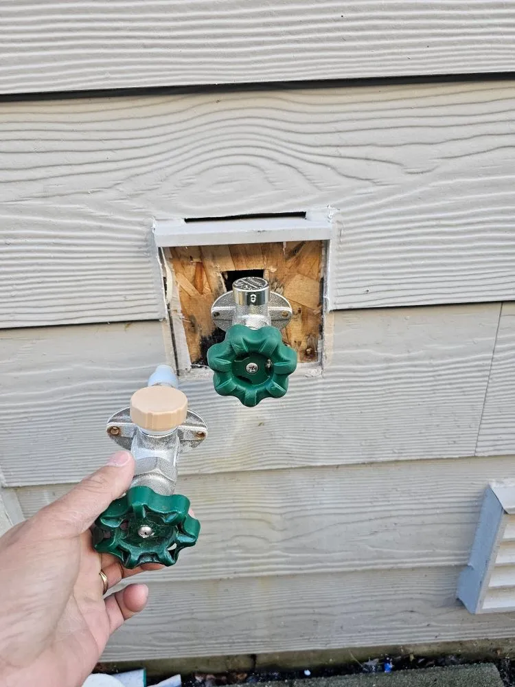 Slide of Anhvu Journeyman Construction