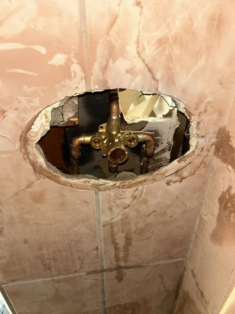 Emergency pipe repair in San Fernando Valley, CA by Anjelic Home services