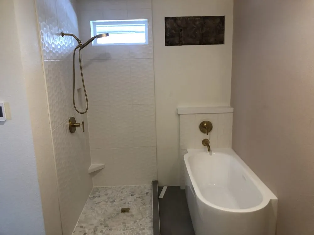 Slide of Annesi Plumbing