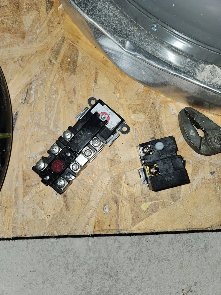 Slide of Anthony Handyman Service