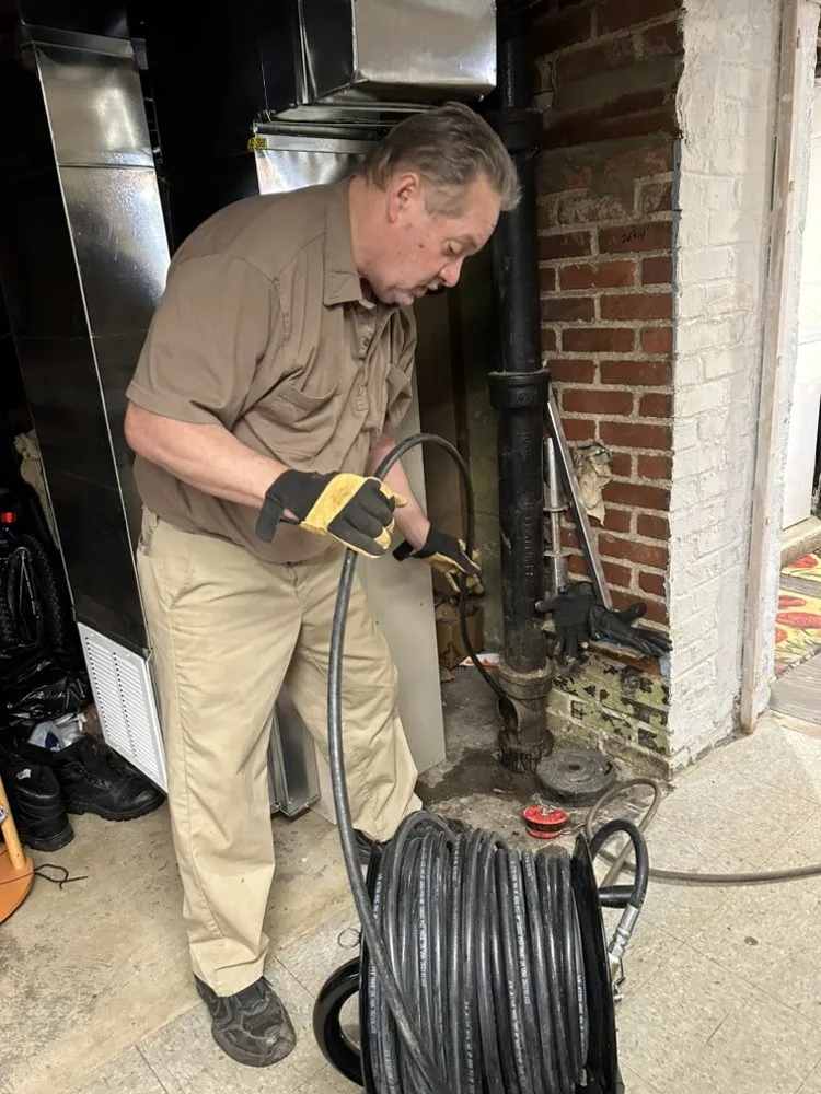 Slide of Antonio Drain 211