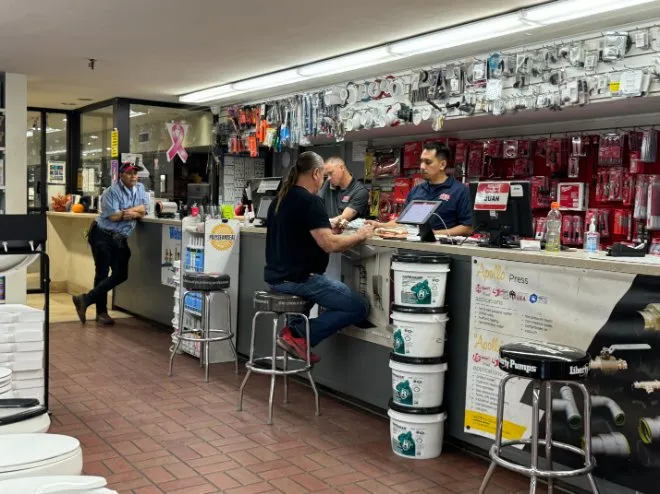 Slide of Apex Supply Company - Dallas