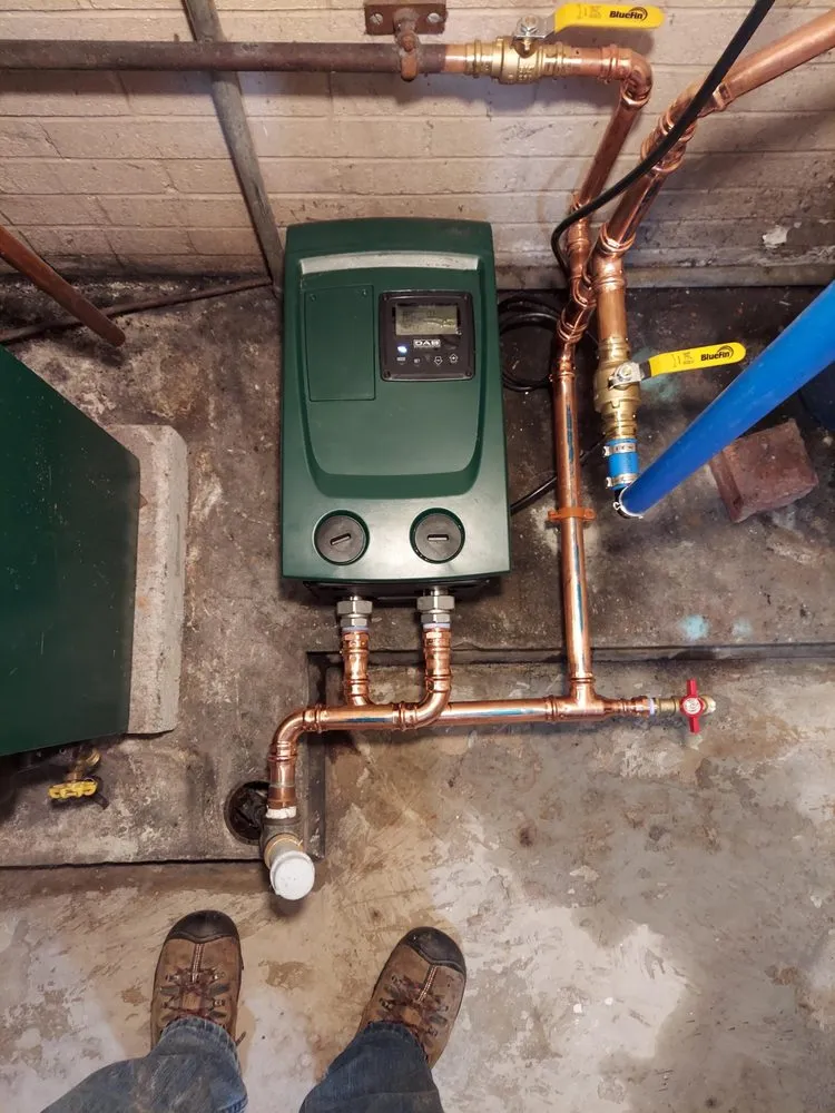 Slide of APEX Water Pump & Filter