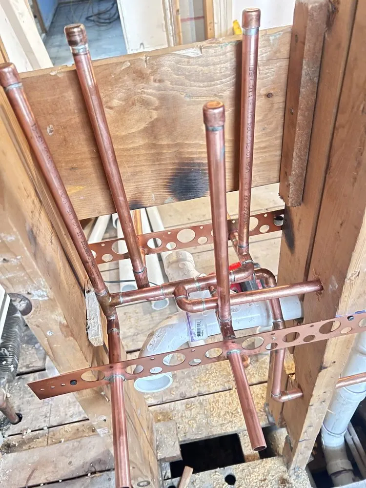 Slide of Aqua Artisans