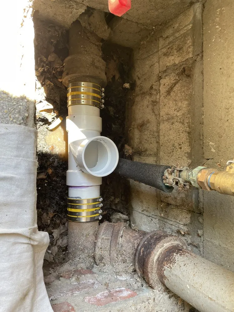 Slide of Aqua Bros Plumbing