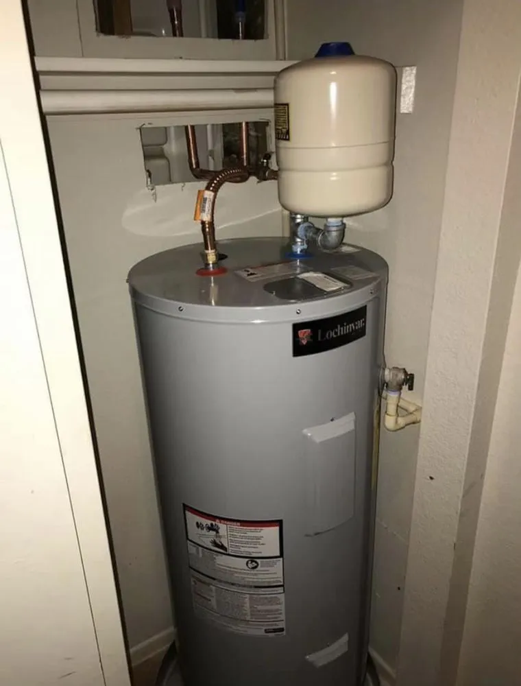 Slide of Aqua Plumbing Services