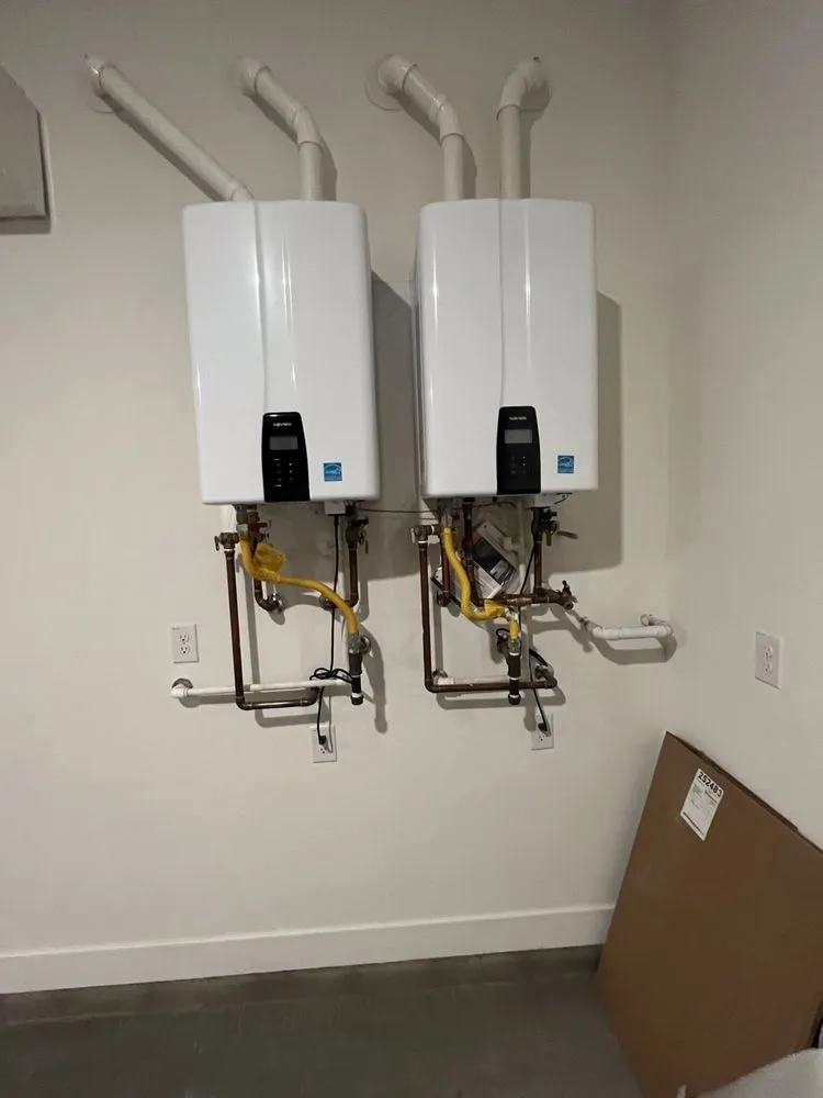 Professional emergency plumbing for homes in Phoenix, AZ by Aqua Plumbing Services