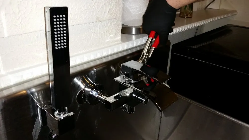 Slide of Aqua Smart Plumbing Services