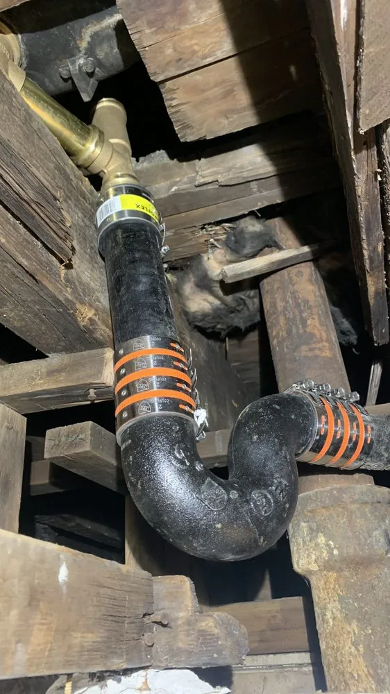 Slide of Aqua Tech Plumbing