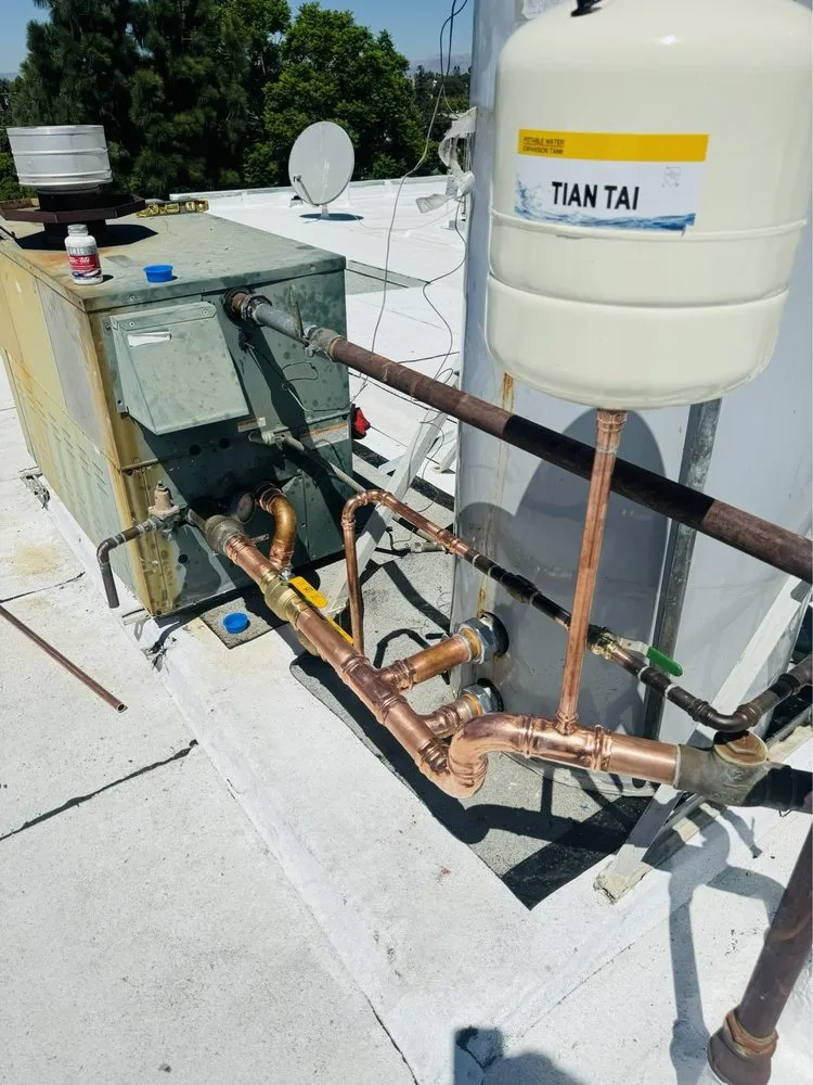 Professional water heater service for homes in San Fernando Valley, CA by Aqua Valley Plumbing
