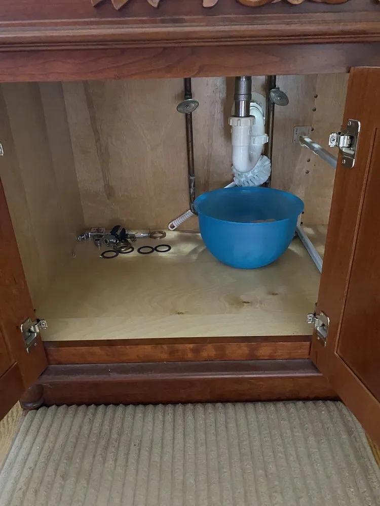 Slide of Aquaduct Plumbing Services