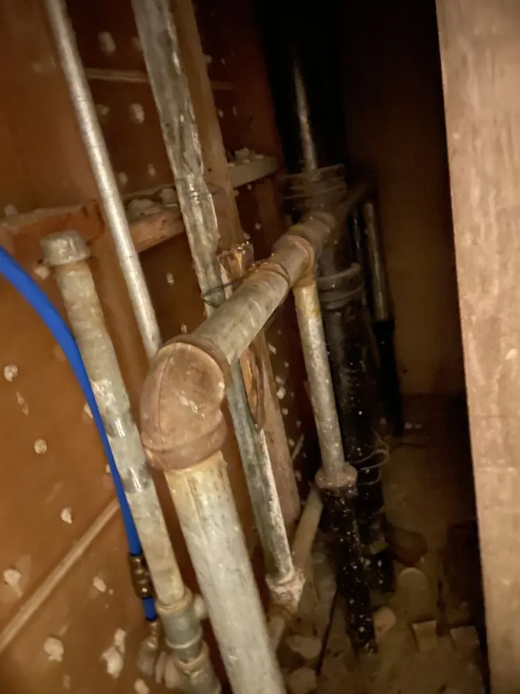 Slide of AquaMac Plumbing