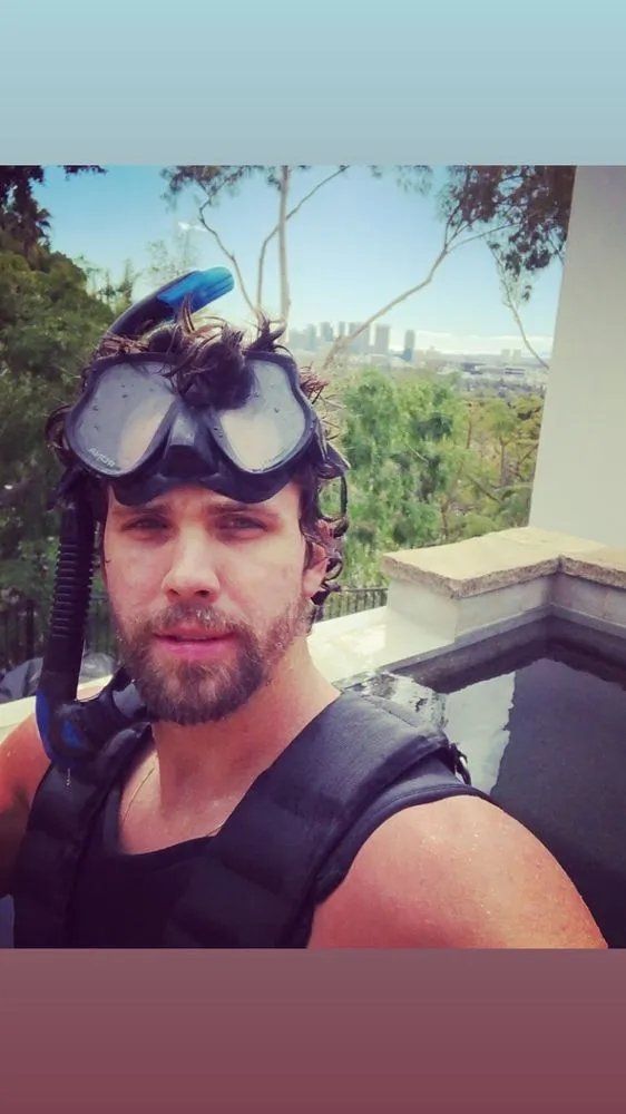 Slide of Aquaman Leak Detection