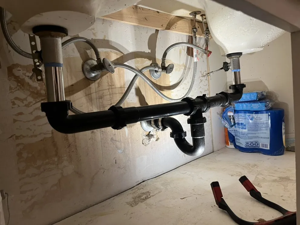 Slide of Aquaman Rooter & Plumbing