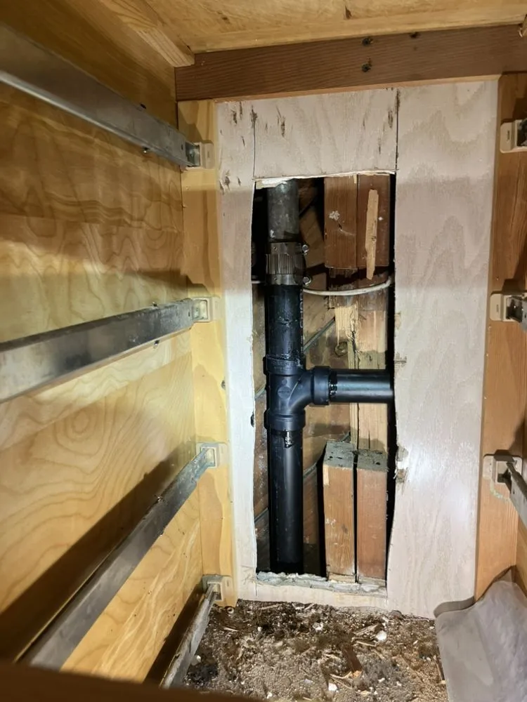 Slide of Aquaman Rooter & Plumbing