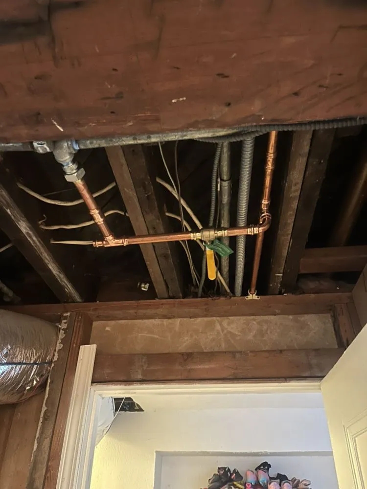 Professional water heater service service in Oakland, CA - Aquaman Rooter & Plumbing