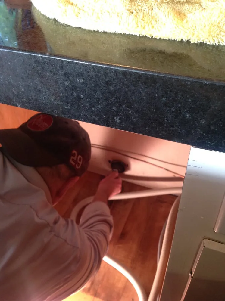 Quality plumbing repair experts serving Bellevue, WA - Aquarius Plumbing & Heating
