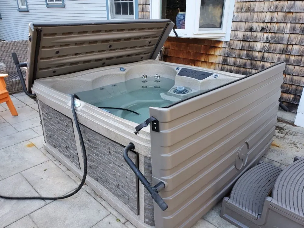 Slide of Aquatic Tech