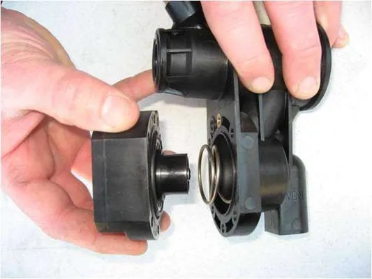 A&R Valve Services Logo