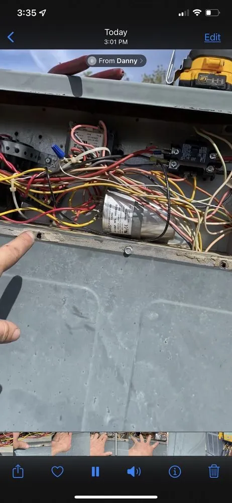 Slide of Arcadia Air