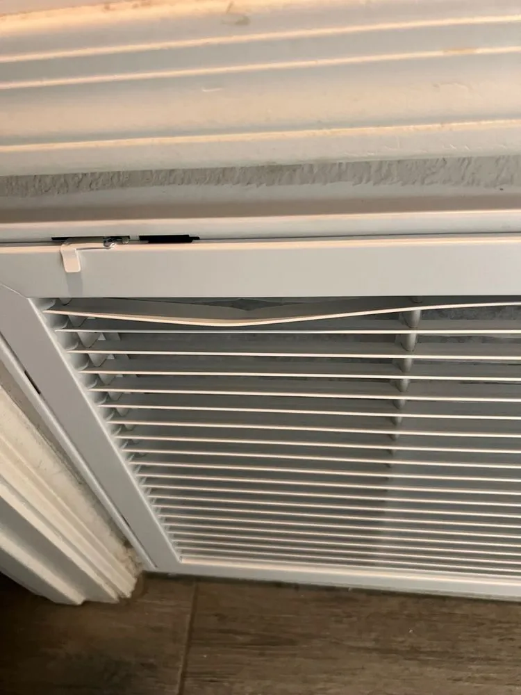 Slide of Arizona's Dukes of Air