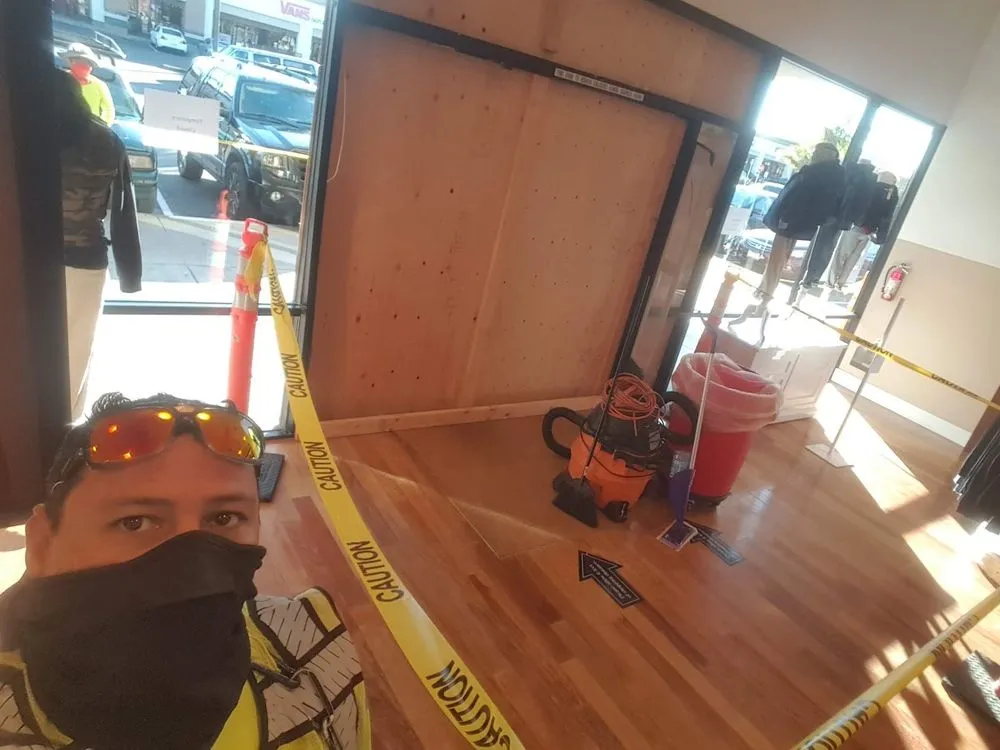 Slide of Arkas Construction