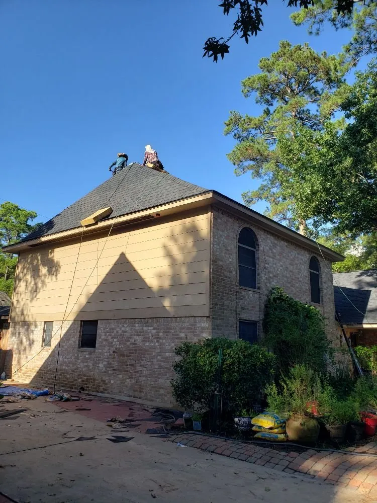 Top-rated emergency plumbing experts serving Houston, TX - Armando's Handyman & Remodeling Services