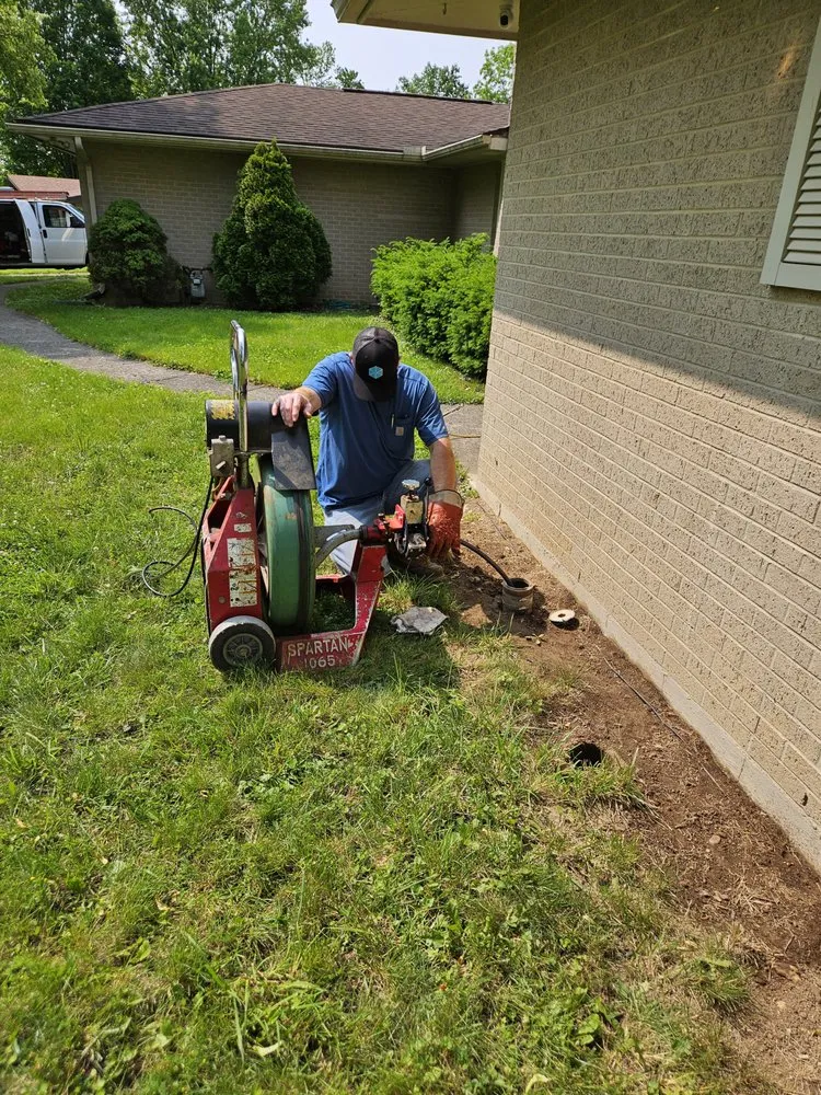 Slide of Arnold's Sewer Services Bellbrook