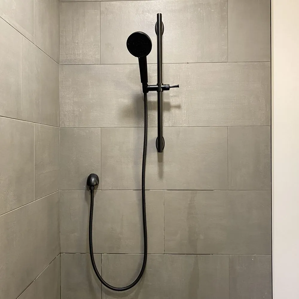 Slide of Arreaga Santos Plumbing