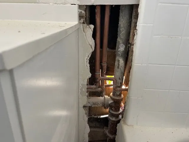 Reliable drain cleaning experts serving Northridge, CA - Arsenal Plumbing