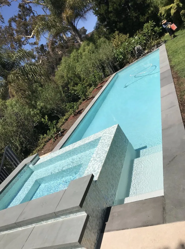 Quality drain cleaning for homes in San Fernando Valley, CA by Artistic pools