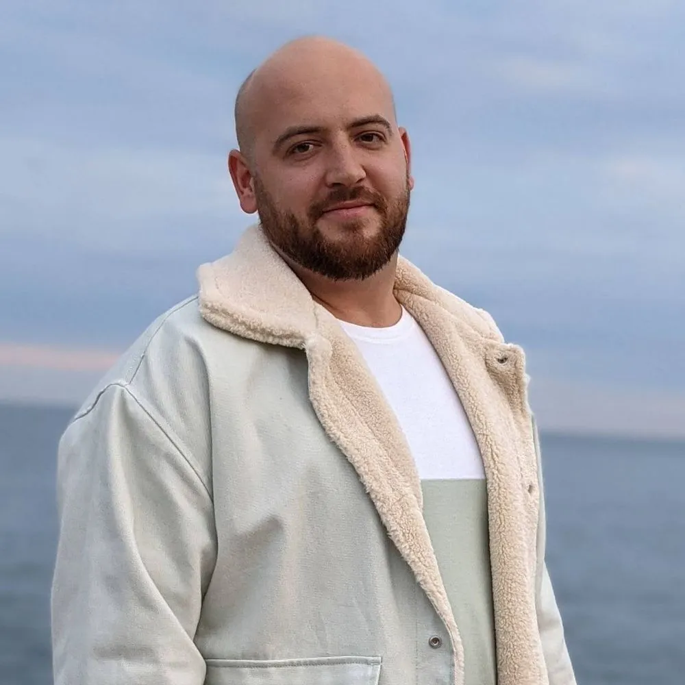 Slide of Arts Brothers Handyman