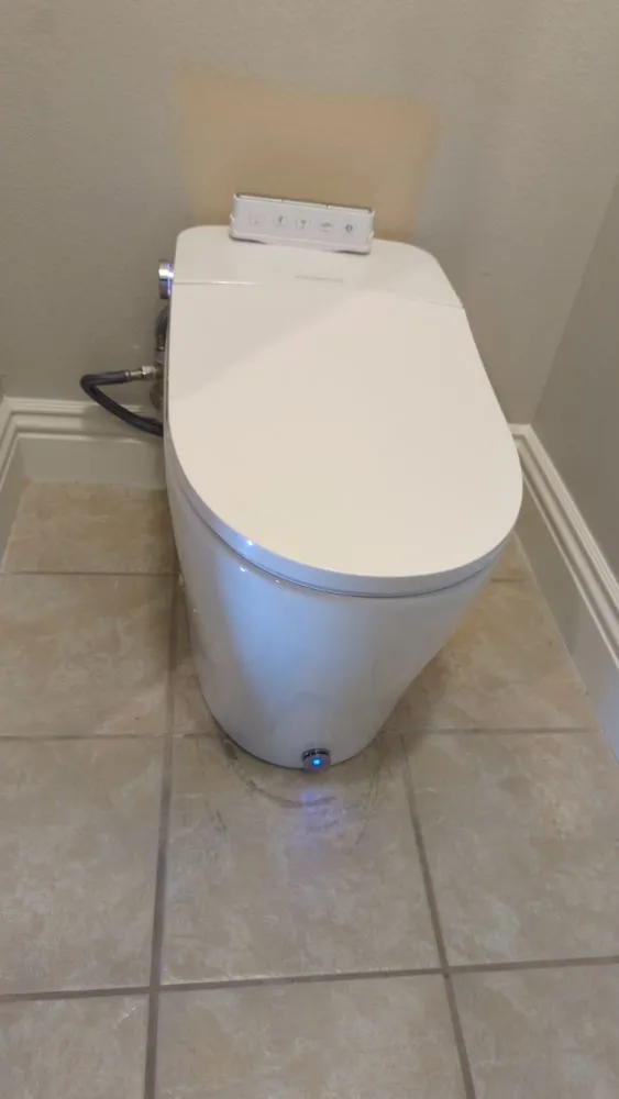 Slide of Arturo The Handyman Repairs