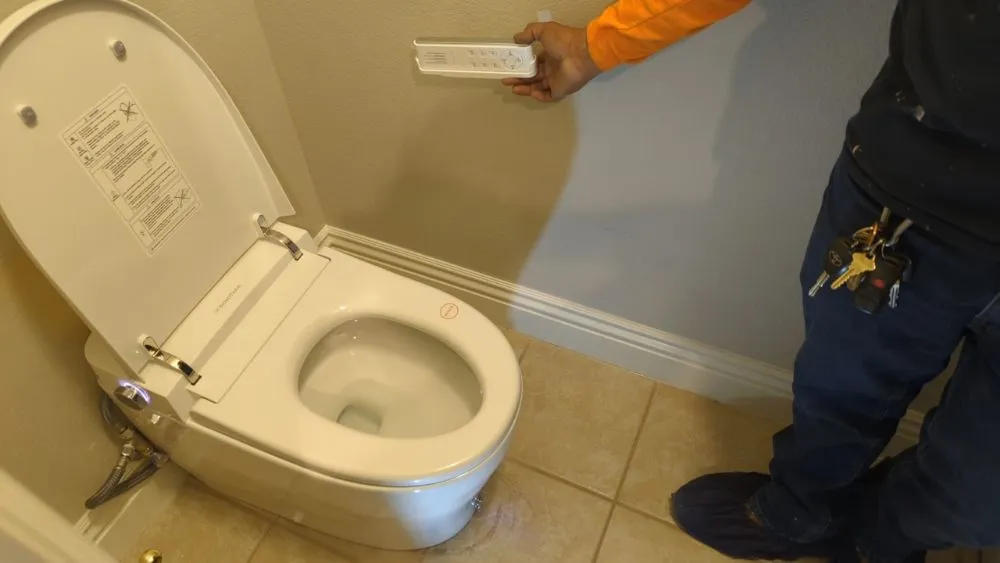 Slide of Arturo The Handyman Repairs