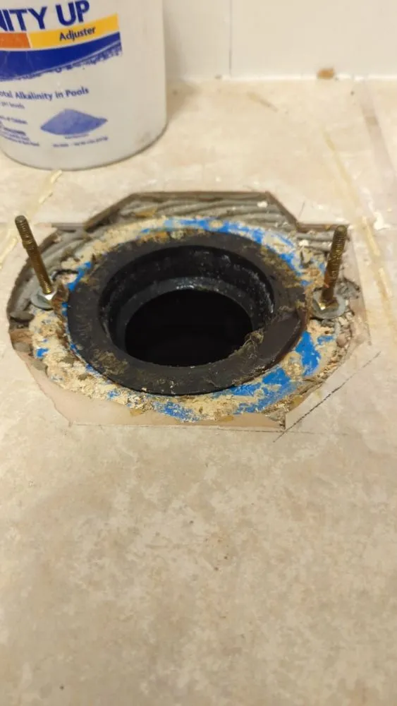 Slide of Arturo The Handyman Repairs