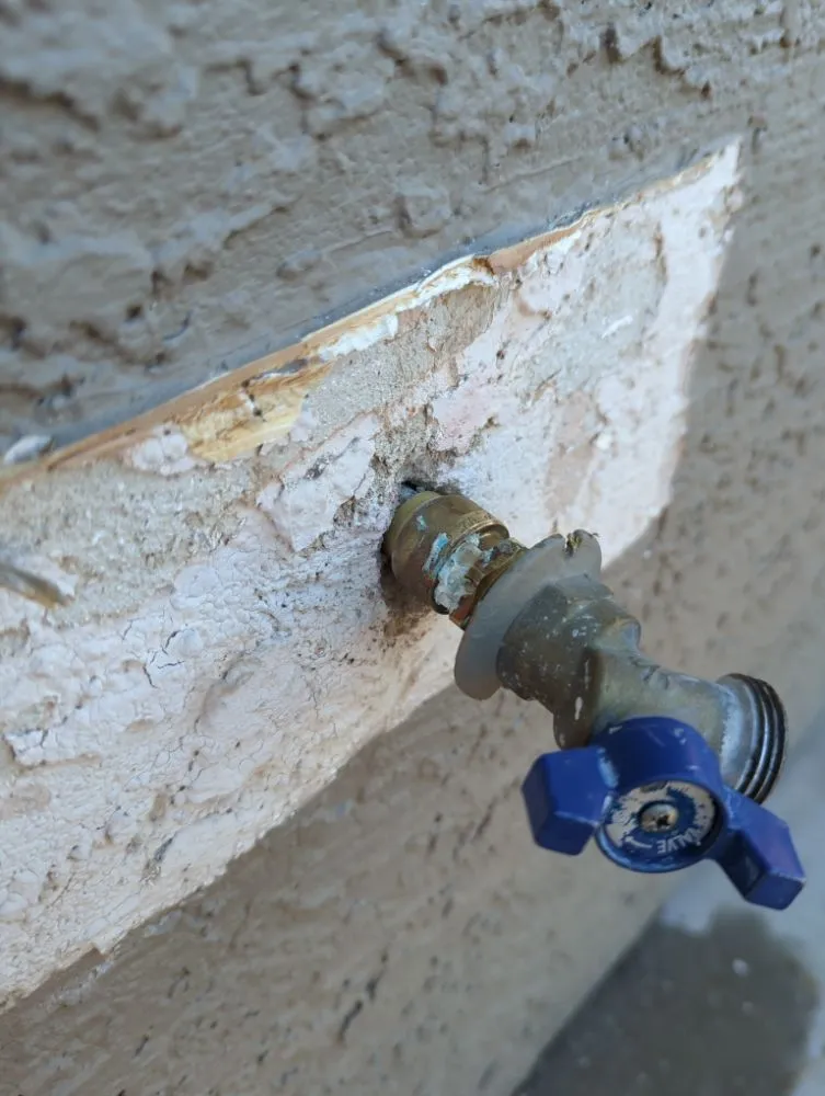 Slide of Arturo The Handyman Repairs