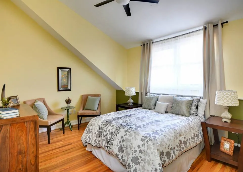 Slide of Astute General Contracting LLC