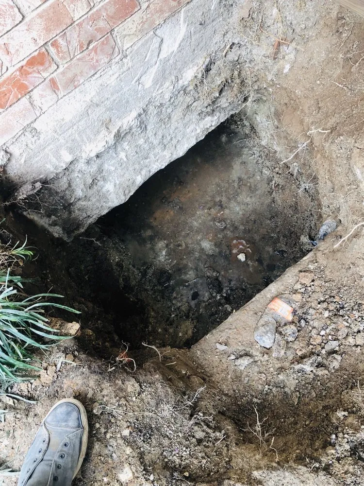 Slide of A&T Service Plumbing