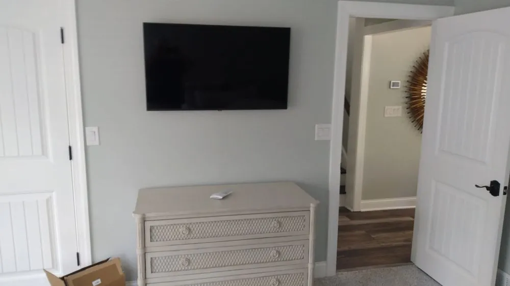 Slide of Aurora 360 Property Maintenance