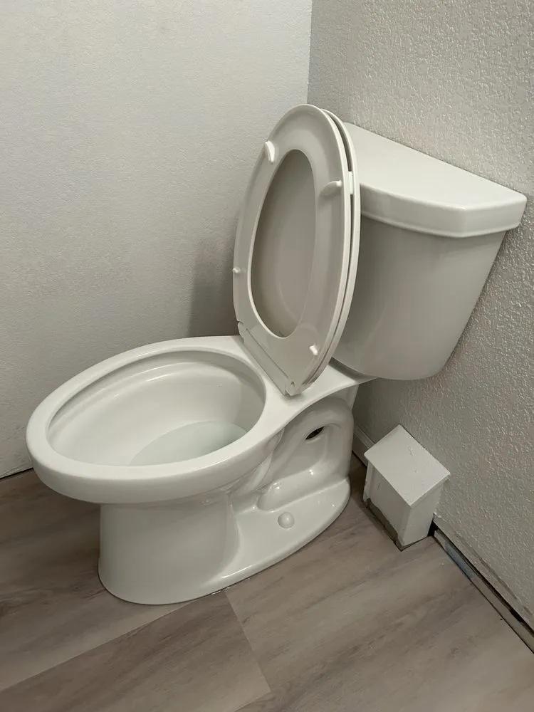 Slide of AV Handy Tech Repair